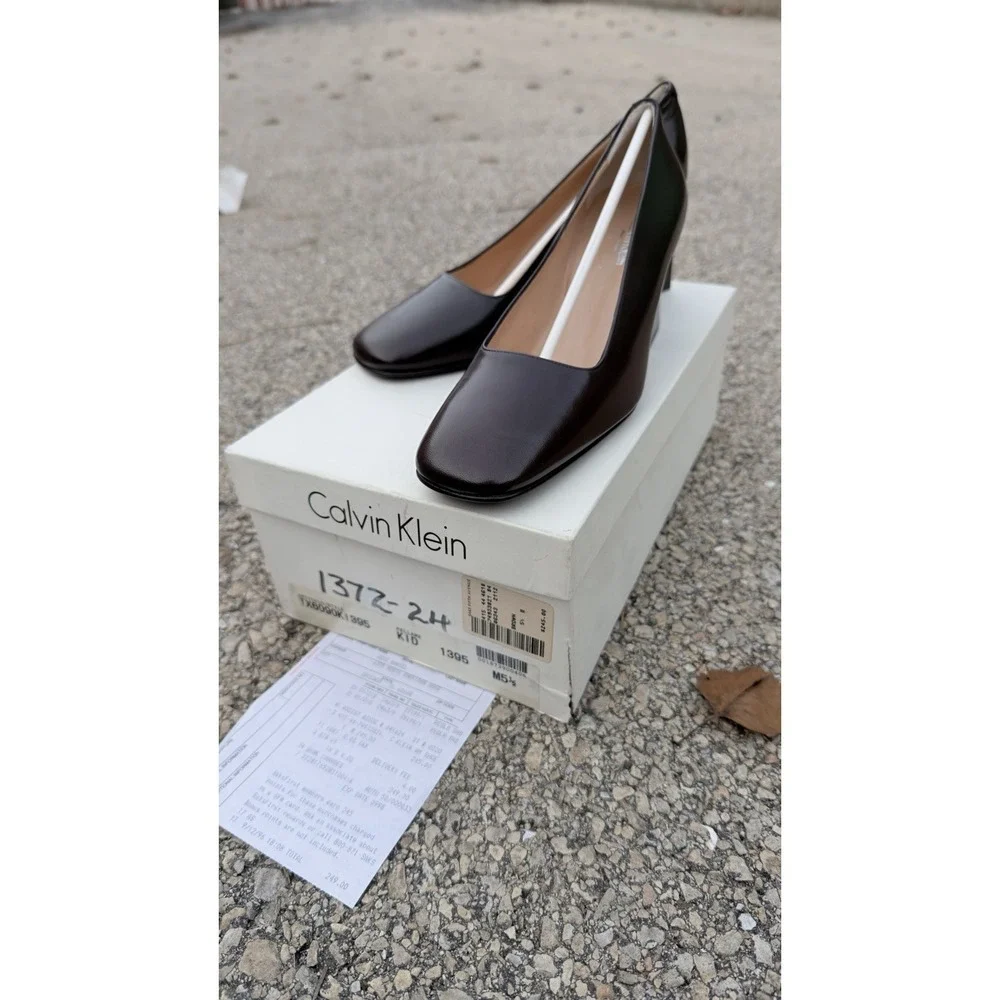 Calvin Klein Brown Leather Pumps Block Heel Square Toe Size‎ 5.5 B Italy